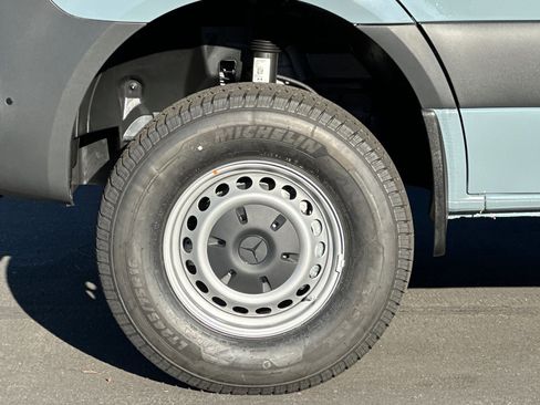 New 2026 Mercedes-Benz Sprinter 2500 image 24