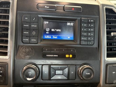 Used 2017 Ford F350 XLT AWD/4WD image 13