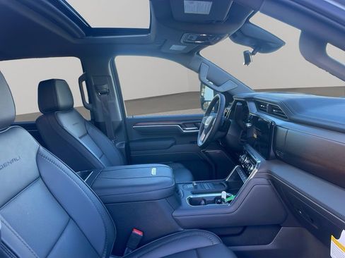 New 2026 GMC Sierra 3500 Denali w/ Technology Package image 23