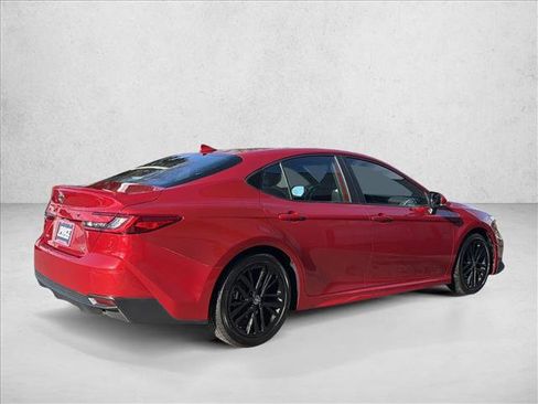 Used 2025 Toyota Camry SE image 5