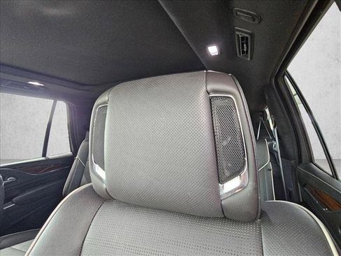 Used 2023 Cadillac Escalade Premium Luxury AWD/4WD image 14