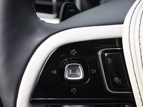 New 2026 Lincoln Aviator AWD image 33