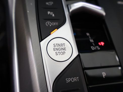 Used 2025 BMW M240i xDrive Coupe w/ Premium Package image 42