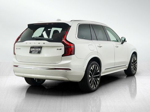Used 2026 Volvo XC90 B6 Plus AWD/4WD image 5