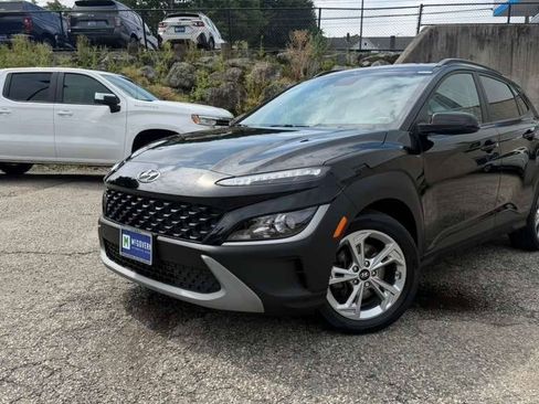 Certified 2023 Hyundai Kona SEL w/ Convenience Package AWD/4WD image 1