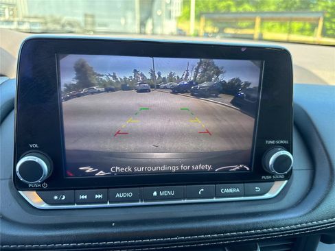 Used 2023 Nissan Rogue S FWD image 25