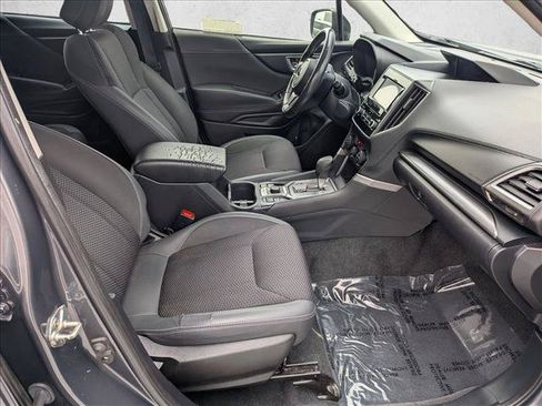 Used 2022 Subaru Forester Premium AWD/4WD image 19