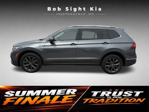 Used 2022 Volkswagen Tiguan SE AWD/4WD image 6