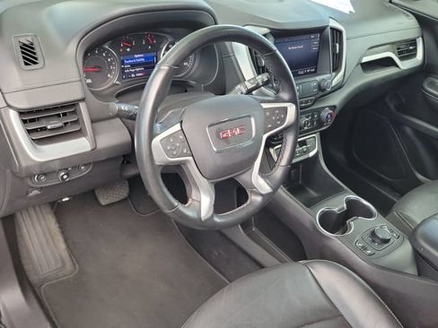 Certified 2024 GMC Terrain SLT FWD image 21