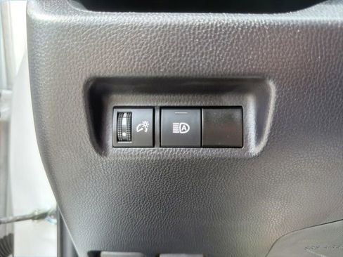 Used 2024 Toyota RAV4 LE AWD/4WD image 13