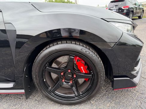 Used 2017 Honda Civic Type R image 29