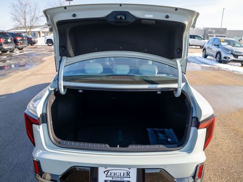 Used 2025 Kia K4 GT-Line Turbo image 10