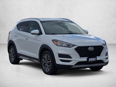 Used 2021 Hyundai Tucson SEL FWD image 3