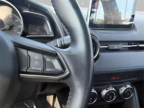 Used 2019 Toyota Yaris XLE FWD image 37