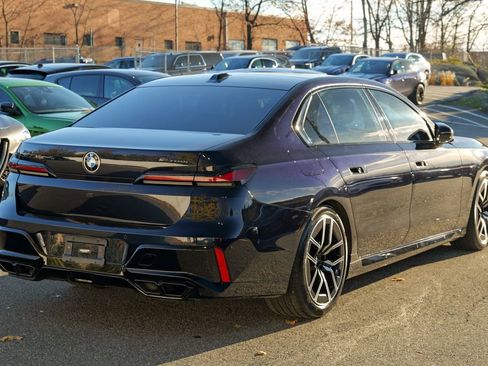 Used 2023 BMW 760i xDrive 760i xDrive w/ Executive Package image 7