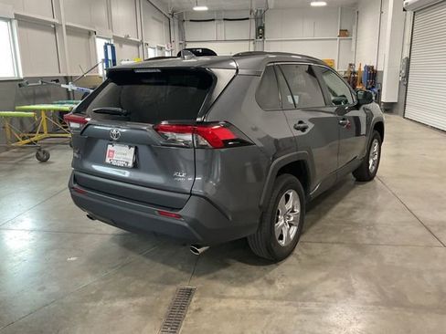 Used 2025 Toyota RAV4 XLE AWD/4WD image 6