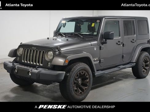 Used 2017 Jeep Wrangler Unlimited Sahara w/ Max Tow Package AWD/4WD image 1