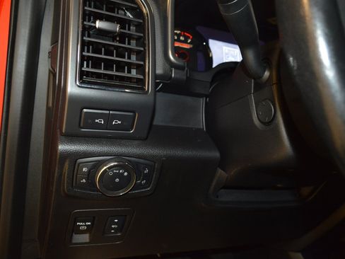 Used 2018 Ford F150 Lariat w/ Equipment Group 502A Luxury image 16