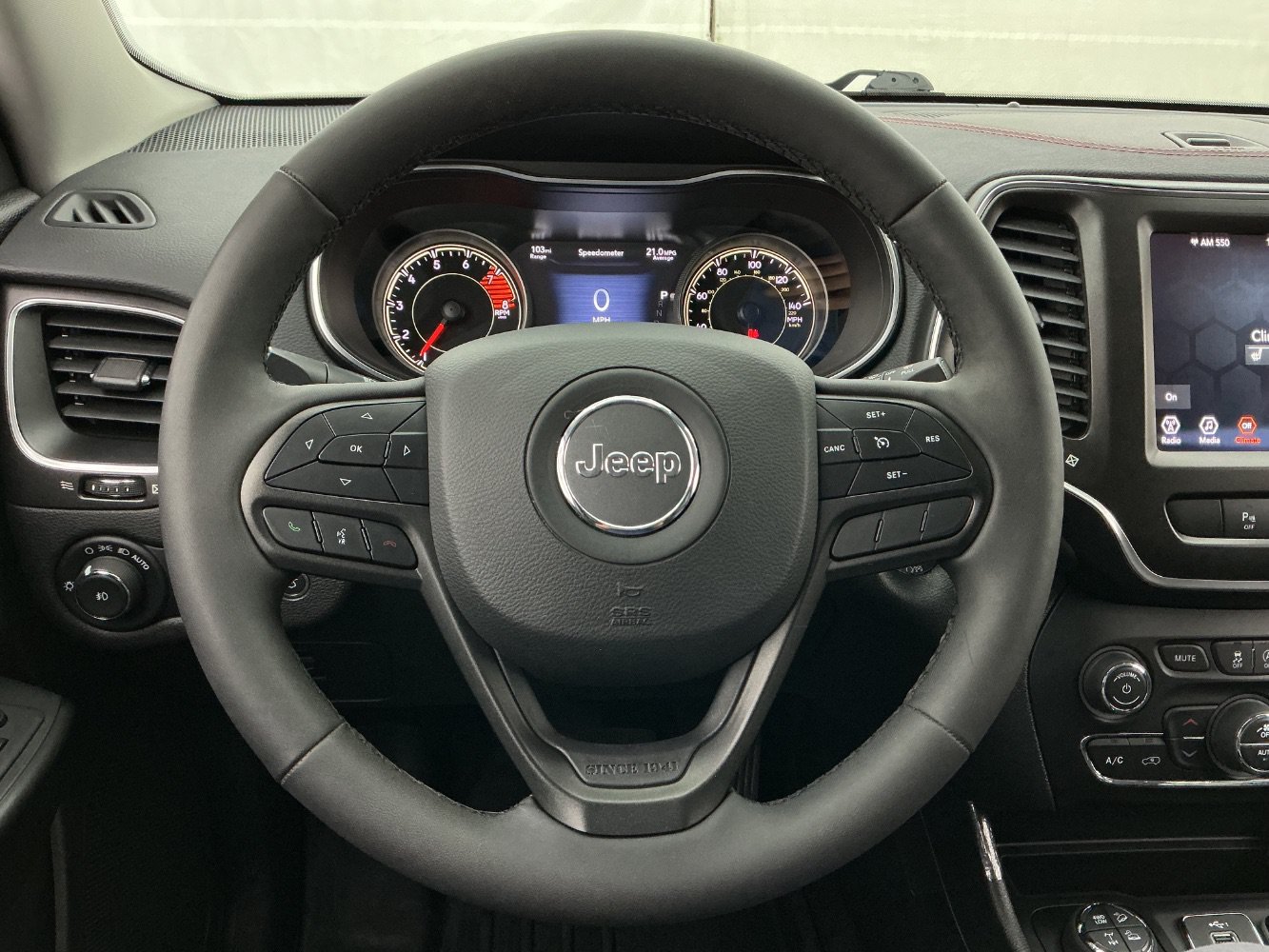 Used 2021 Jeep Cherokee Trailhawk w/ Premium Leather Package AWD/4WD image 31