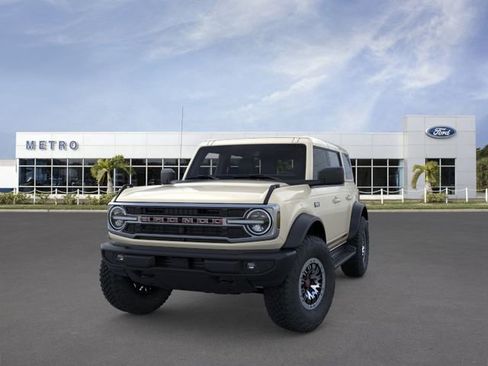 New 2026 Ford Bronco Outer Banks w/ Sasquatch Package AWD/4WD image 2