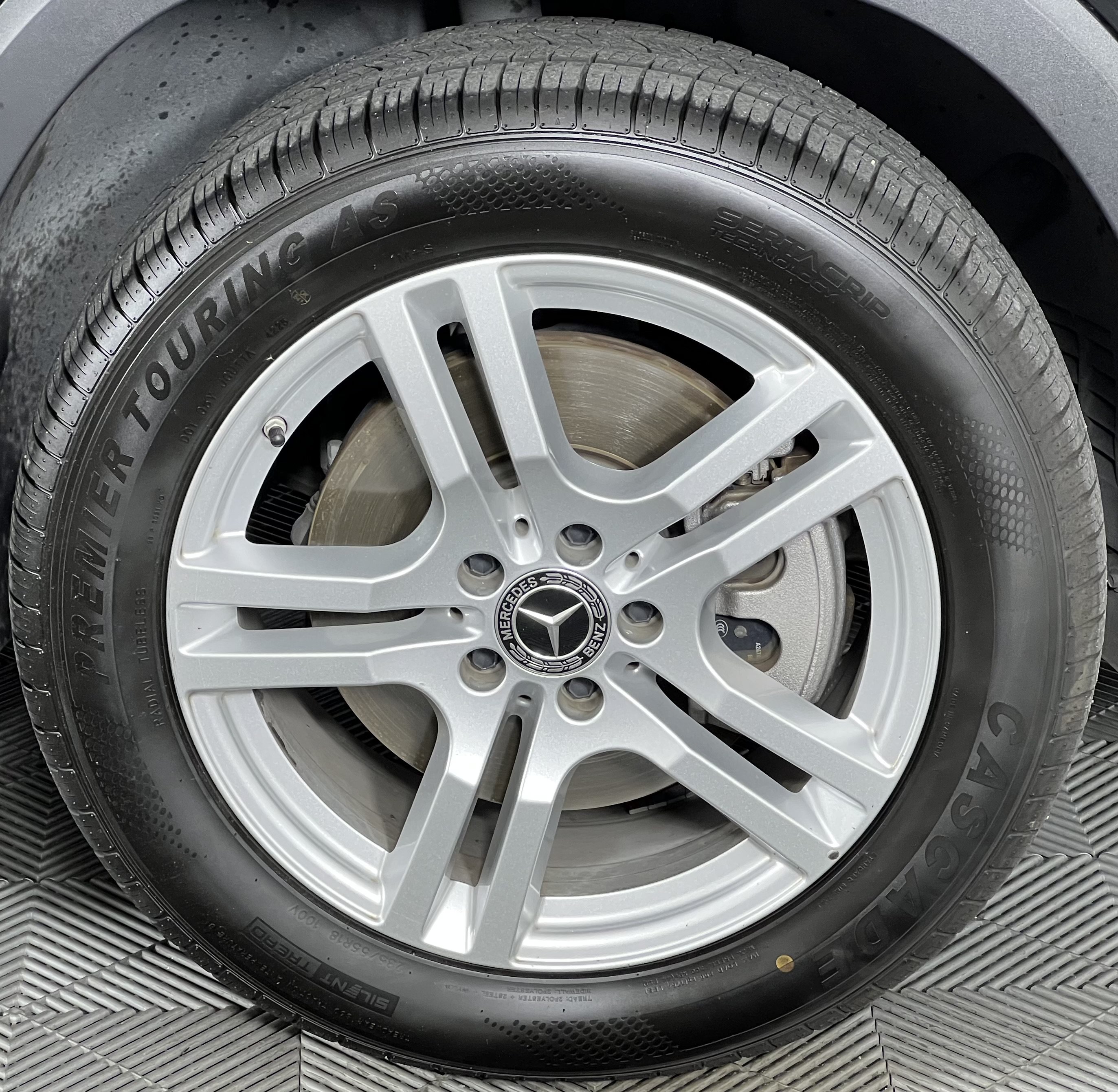Certified 2023 Mercedes-Benz GLB 250 4MATIC image 15
