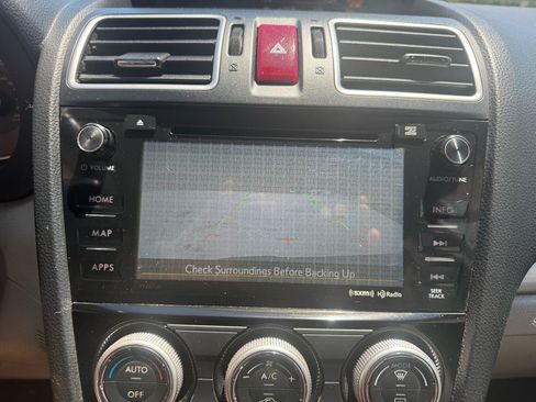 Used 2016 Subaru Forester 2.5i Limited AWD/4WD image 12