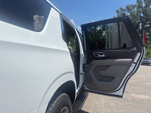 Used 2023 Chevrolet Tahoe LT RWD image 21