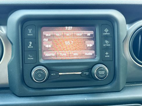 Used 2020 Jeep Wrangler Unlimited Sport S AWD/4WD image 28