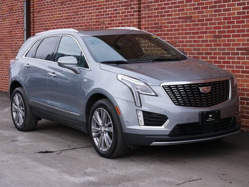 Certified 2023 Cadillac XT5 Premium Luxury w/ Technology Package image 27