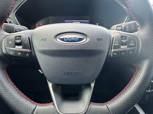 Used 2025 Ford Escape ST-Line w/ Equipment Group 301A image 13