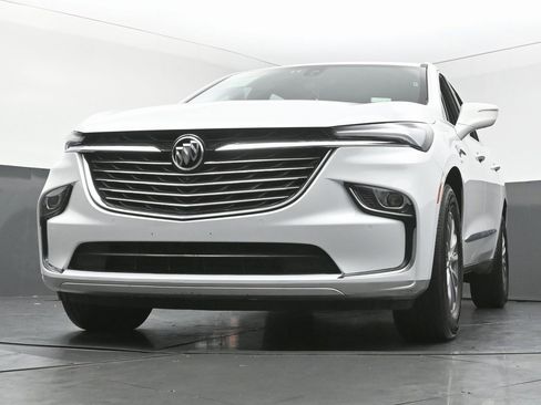 Used 2024 Buick Enclave Premium image 58