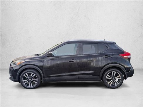 Used 2020 Nissan Kicks SV image 8