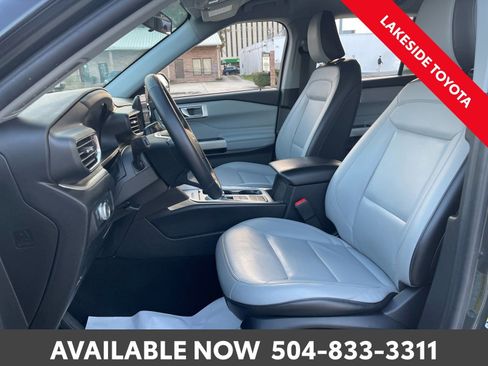 Used 2021 Ford Explorer XLT w/ Equipment Group 202A image 27