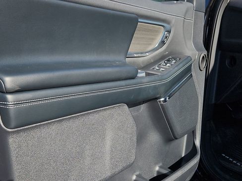 New 2025 Ford Expedition Max Platinum image 21