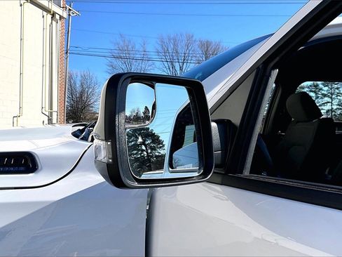 Used 2023 RAM 1500 Big Horn image 28