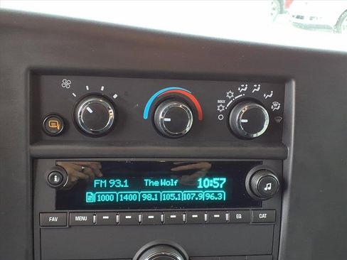 Used 2025 GMC Savana 2500 w/ Driver Convenience Package image 13