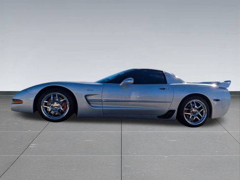 Used 2003 Chevrolet Corvette Z06 w/ Memory Package, 3 Drivers image 3