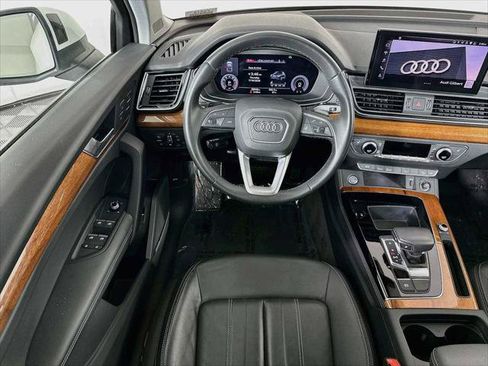 Certified 2023 Audi Q5 2.0T Premium Plus w/ Premium Plus Package AWD/4WD image 21
