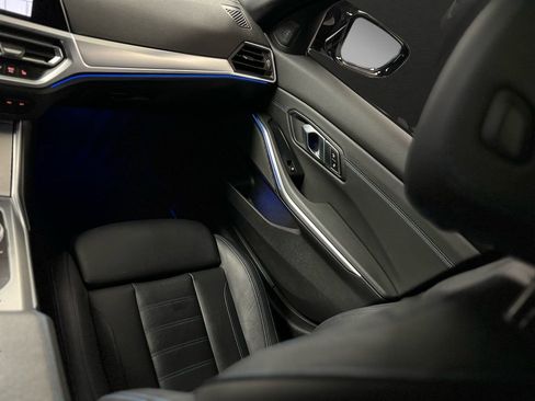 Used 2020 BMW 330i xDrive Sedan w/ M Sport Package image 19