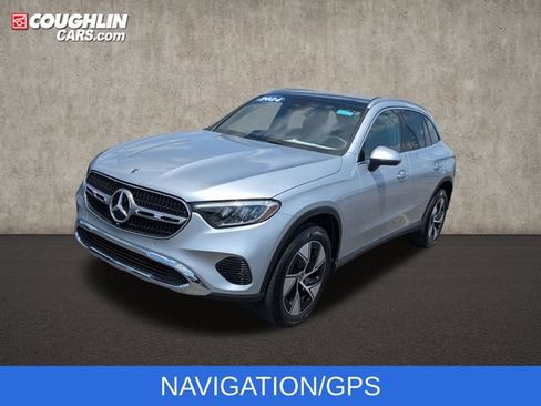 Used 2024 Mercedes-Benz GLC 300 4MATIC image 4