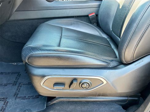 Used 2024 Jeep Wagoneer L Series II image 20