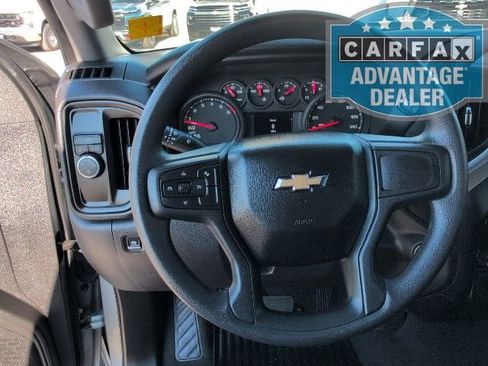Used 2025 Chevrolet Silverado 1500 Custom image 17