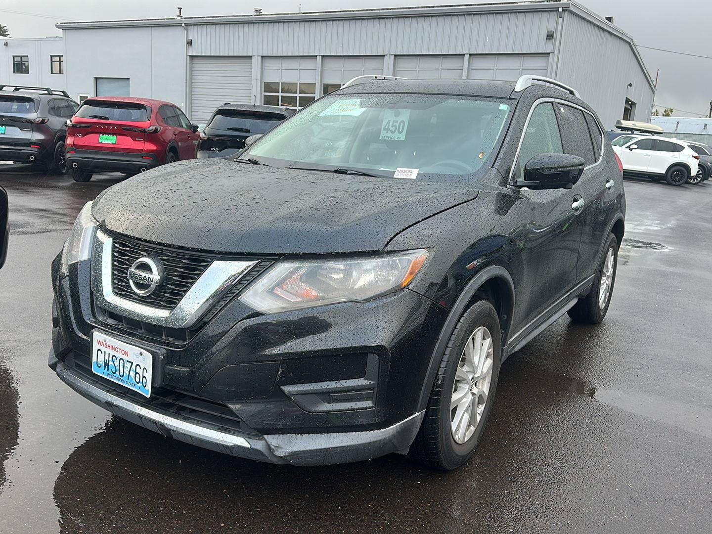 Used 2017 Nissan Rogue SV w/ SV Premium Package AWD/4WD image 1