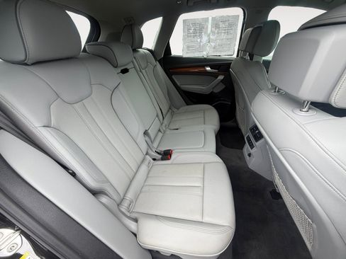 Used 2023 Audi Q5 2.0T Premium Plus w/ Premium Plus Package image 18