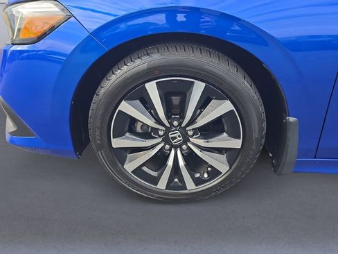 Used 2022 Honda Civic EX image 9