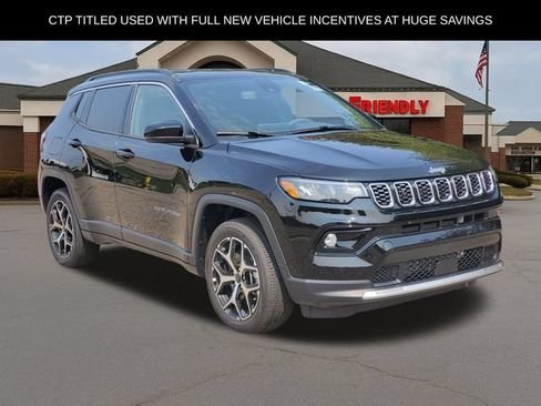 Used 2026 Jeep Compass Limited AWD/4WD image 2