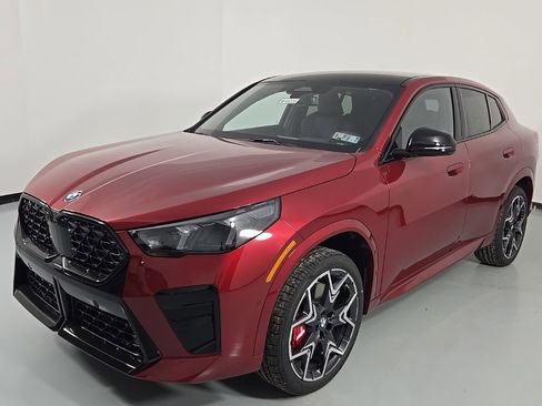 New 2026 BMW X2 xDrive28i w/ Technology Package image 3