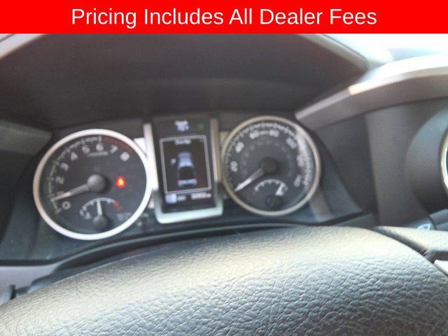 Used 2021 Toyota Tacoma SR5 RWD image 2