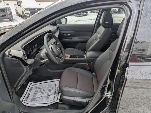 New 2026 Nissan Kicks SR w/ SR Premium Package image 10