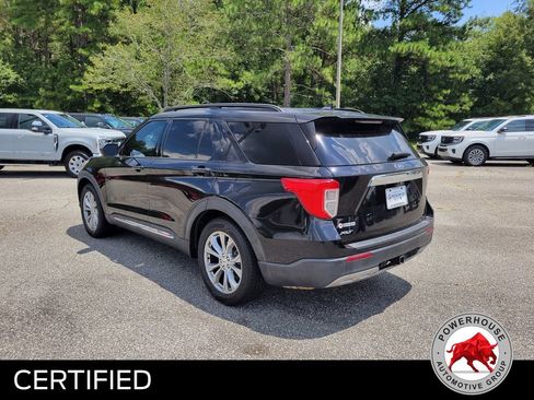 Certified 2021 Ford Explorer XLT w/ Equipment Group 202A RWD image 3